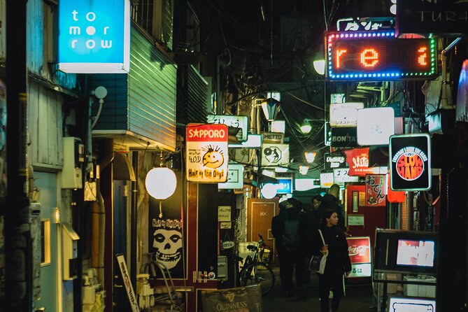 Shinjuku's Best Night Time Tour: Explore The Nightlife Of Kabuki Cho & Golden Gai - Immerse Yourself in Tokyos Drinking Culture: A Nighttime Journey